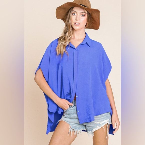 BUCKETLIST Tops - Bucket list FAVORITE VERSATILE BUTTON DOWN TOP BLUE LARGE BLOUSE